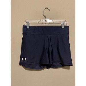 Under Armour gym shorts - Size L
